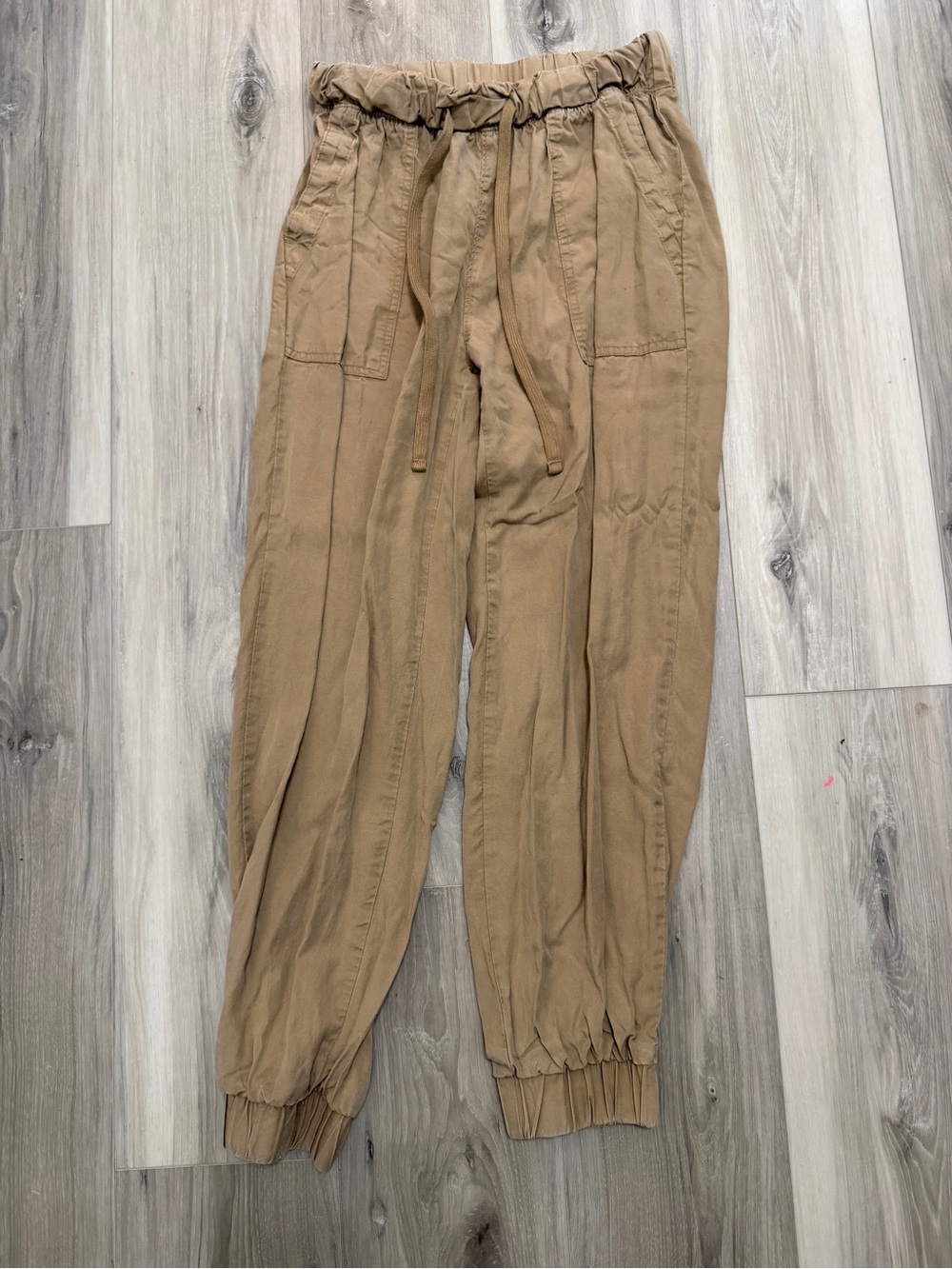 Universal Thread Joggers - Picture 6 of 7